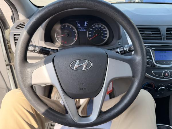 hyundai Accent 2014 - 15