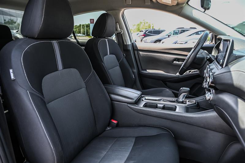 nissan Sentra 2020 - 24