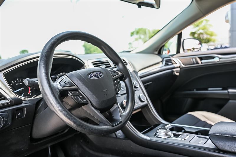 ford Fusion 2017 - 8
