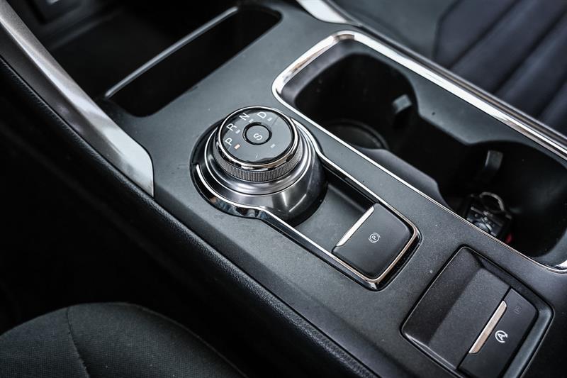 ford Fusion 2017 - 12