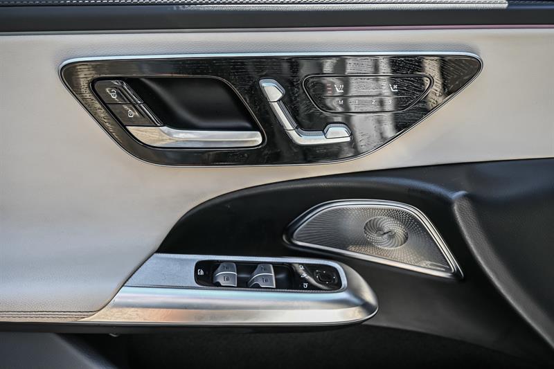mercedes-benz E350 2024 - 8