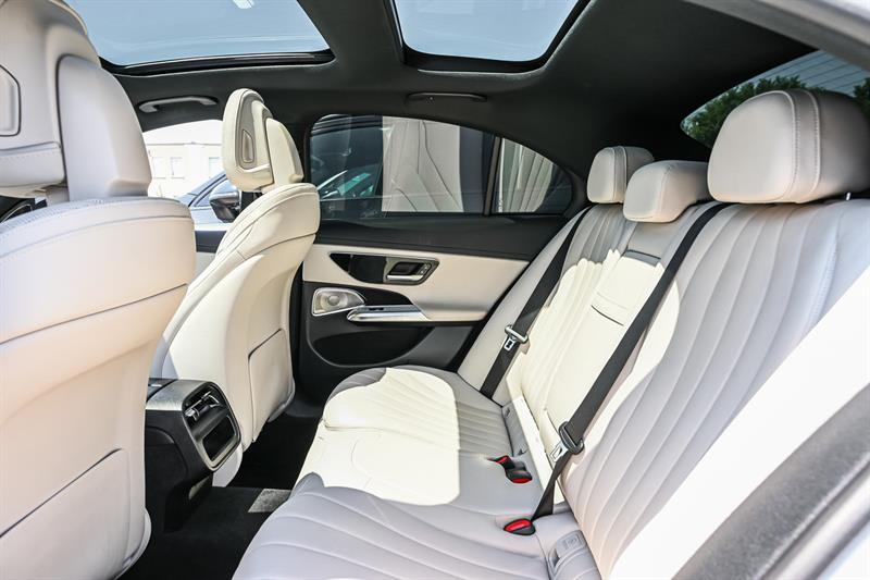 mercedes-benz E350 2024 - 18