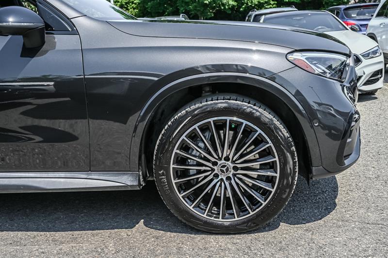 mercedes-benz GLC300 2025 - 10
