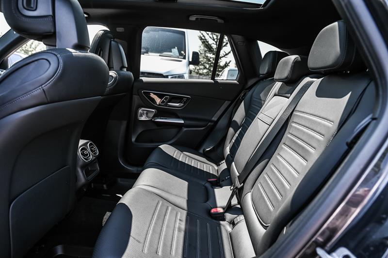 mercedes-benz GLC300 2025 - 25