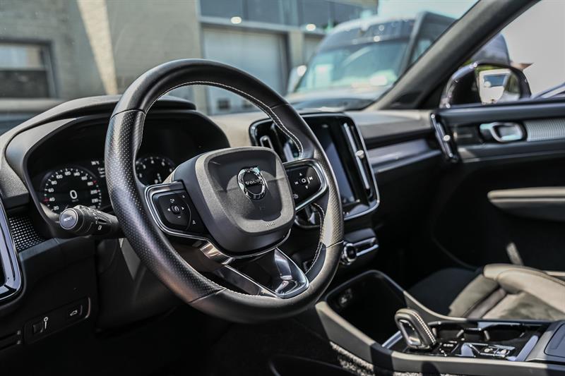 volvo XC40 2021 - 12