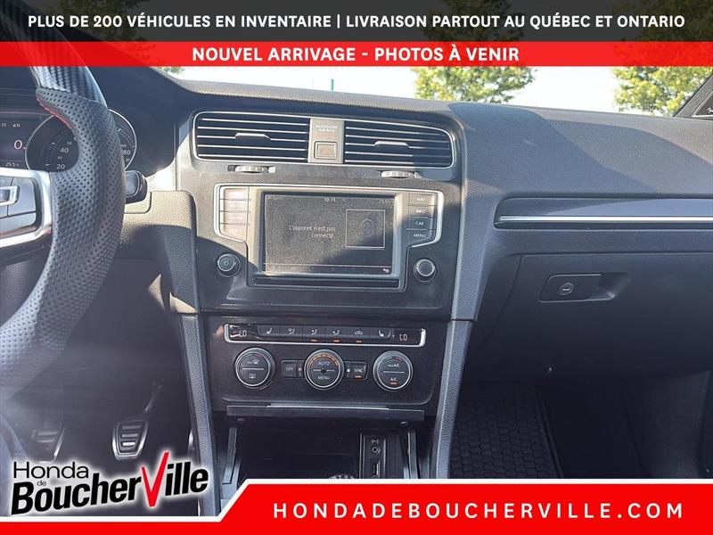 volkswagen Golf GTI 2016 - 32