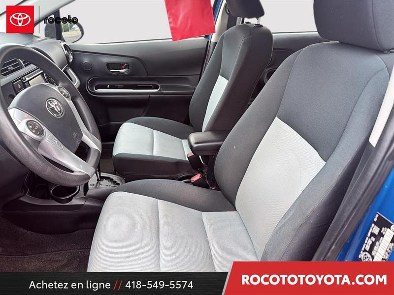 toyota Prius c 2016 - 7