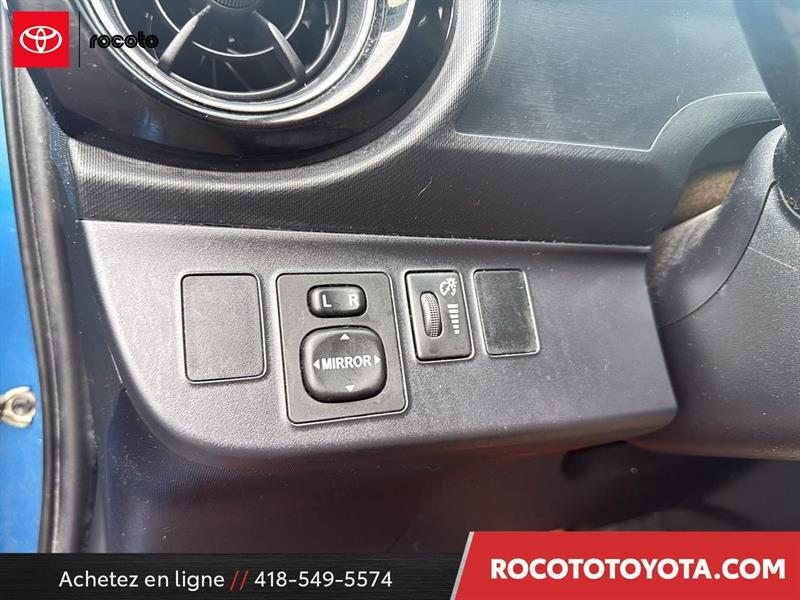 toyota Prius c 2016 - 10