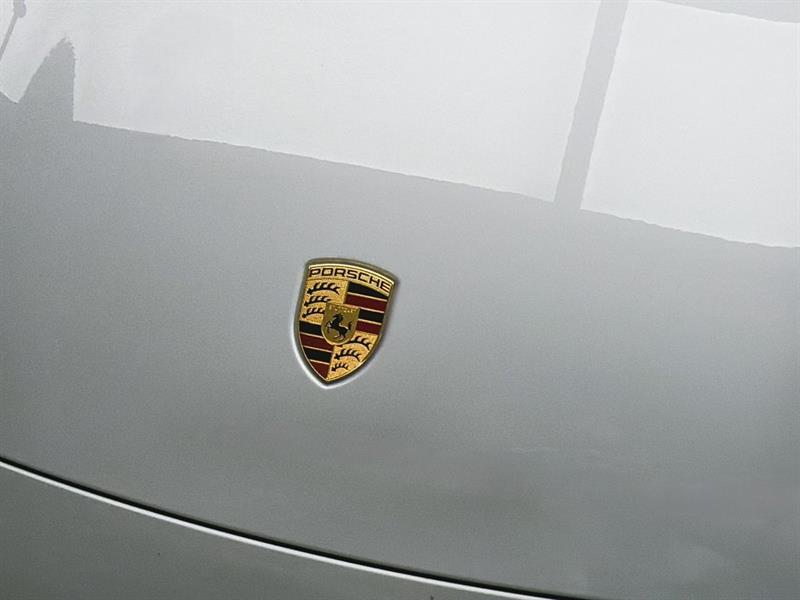 porsche Taycan 2022 - 11