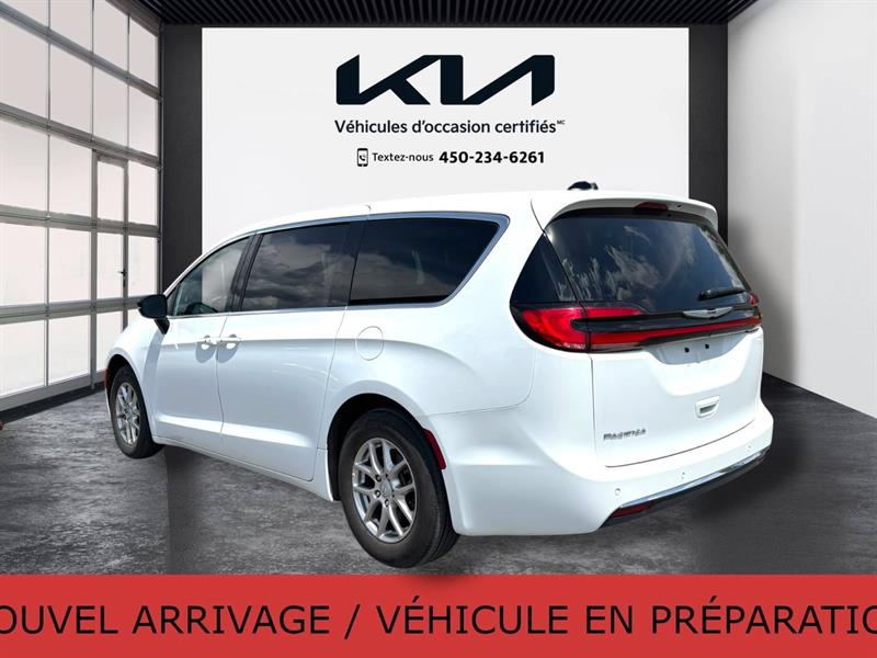 chrysler Pacifica 2025 - 12