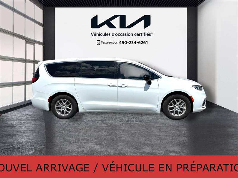 chrysler Pacifica 2025 - 25