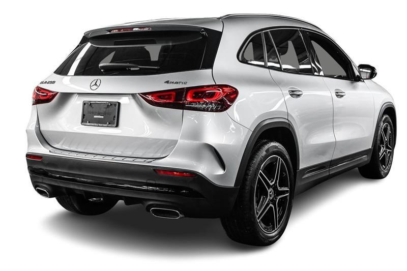 mercedes-benz GLA250 2022 - 6