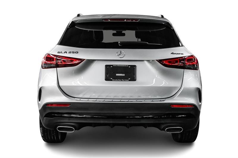 mercedes-benz GLA250 2022 - 8