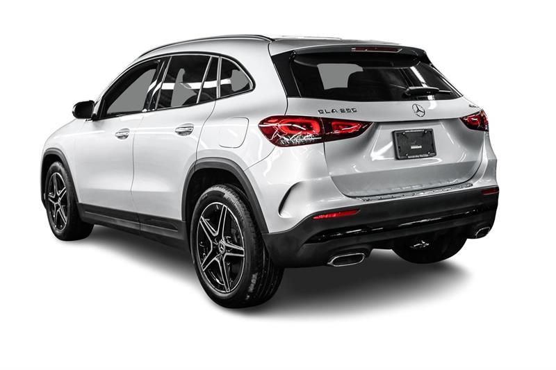 mercedes-benz GLA250 2022 - 10