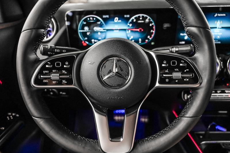 mercedes-benz GLA250 2022 - 21