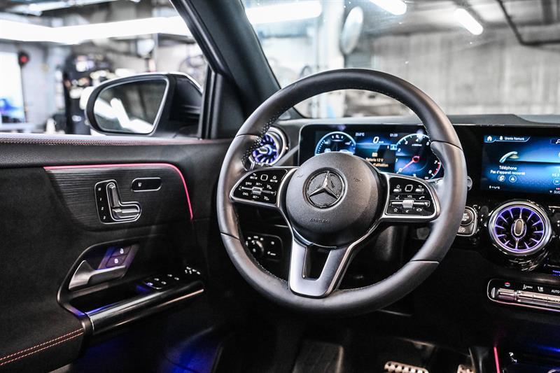 mercedes-benz GLA250 2022 - 28
