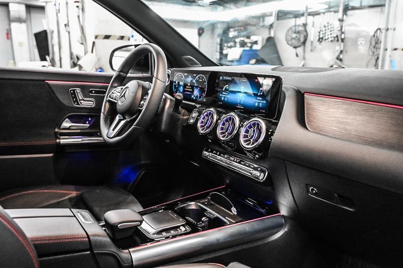 mercedes-benz GLA250 2022 - 30