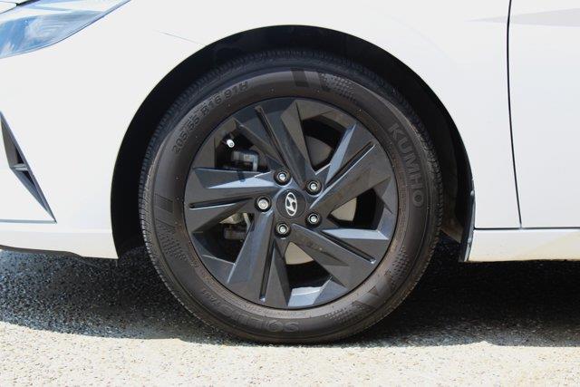 hyundai Elantra 2023 - 4