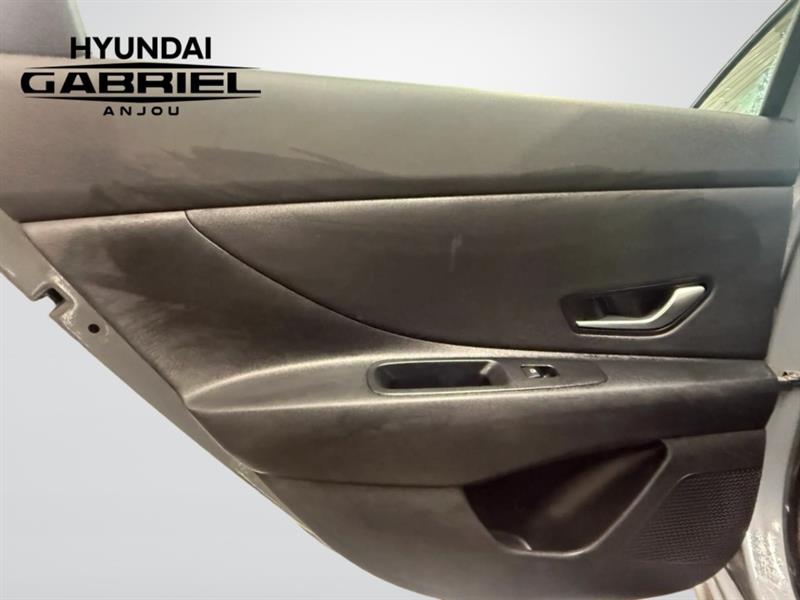 hyundai Elantra 2021 - 16