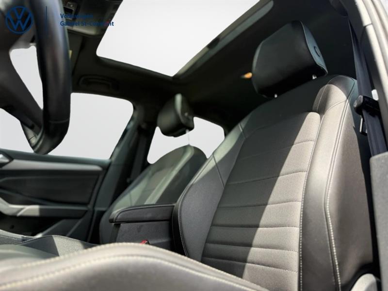 volkswagen Jetta 2023 - 12