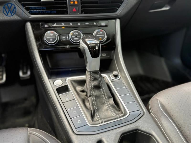 volkswagen Jetta 2023 - 16