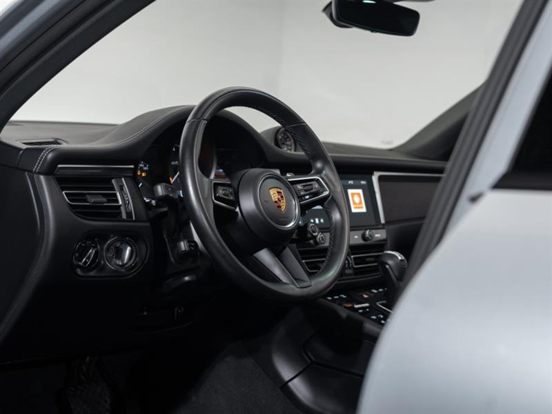 porsche Macan 2022 - 23