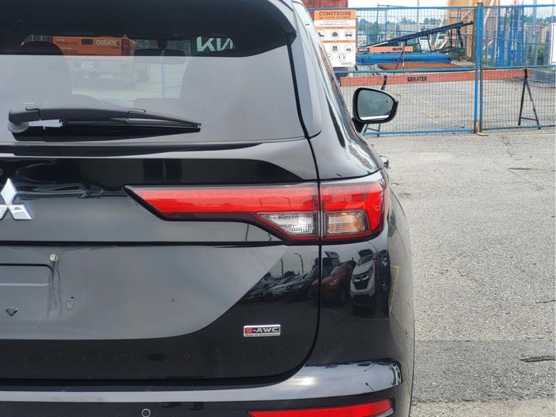 mitsubishi Outlander 2022 - 4
