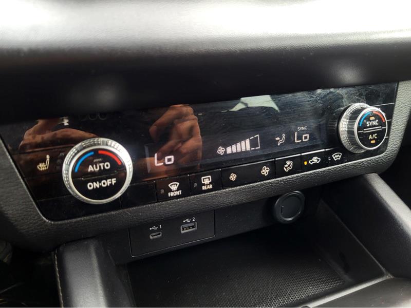 mitsubishi Outlander 2022 - 14