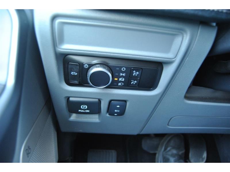 ford F-150 Lightning 2025 - 24