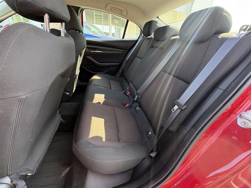 mazda Mazda3 2023 - 8