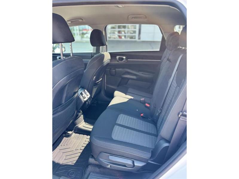 kia Sorento 2021 - 16