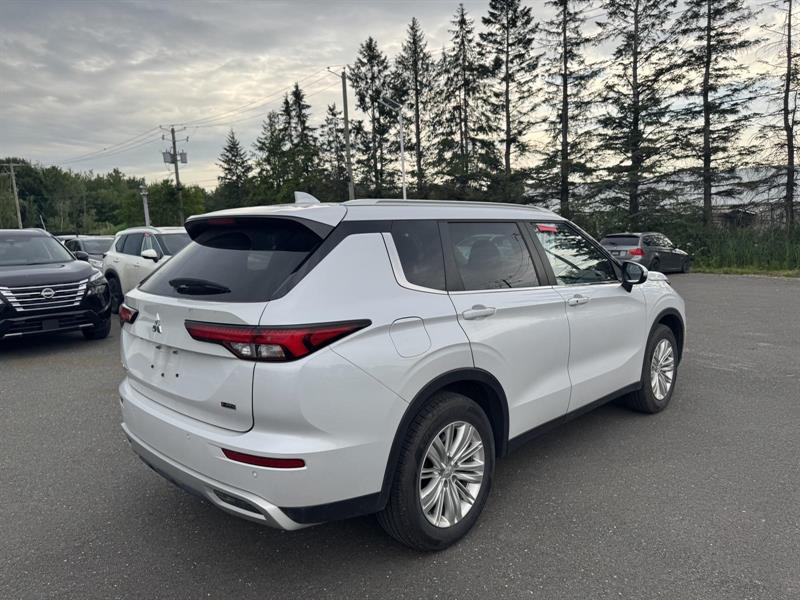 mitsubishi Outlander 2023 - 4