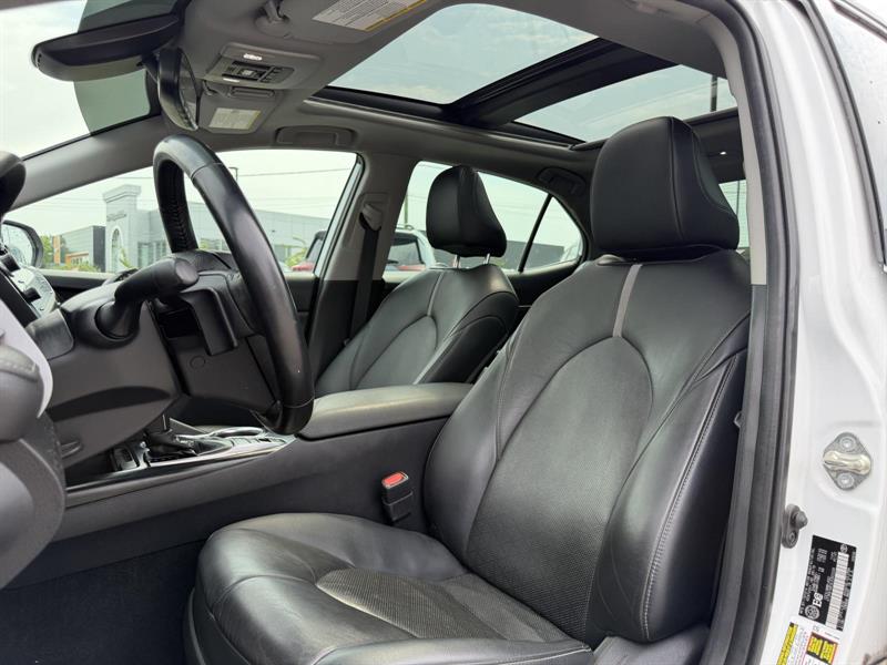toyota Camry 2020 - 10