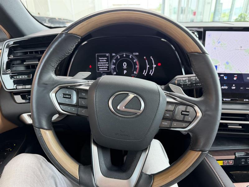 lexus RX350 2023 - 17