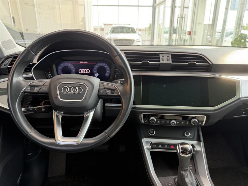 audi Q3 2021 - 13