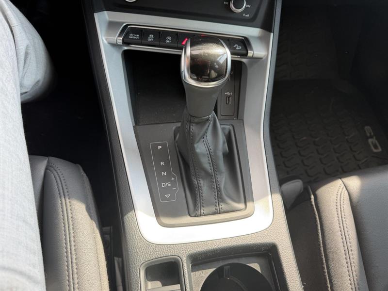 audi Q3 2021 - 17