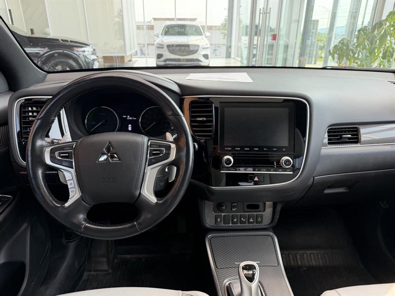 mitsubishi Outlander 2020 - 12