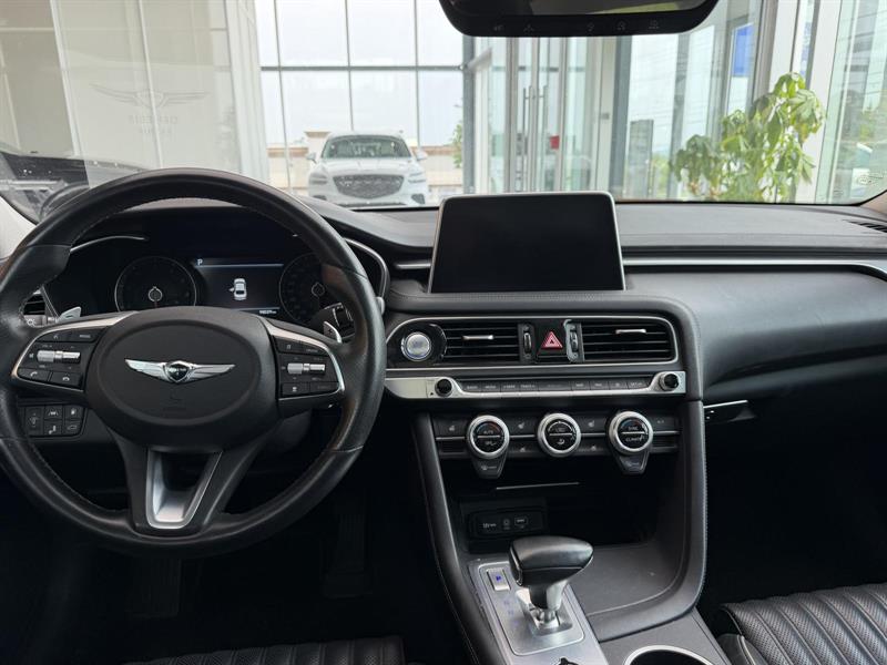 genesis G70 2021 - 12