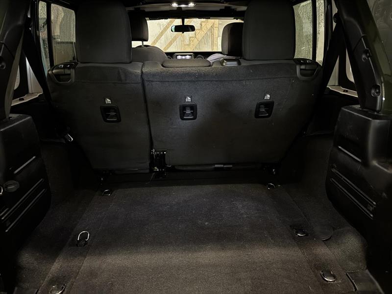 jeep Wrangler 2023 - 9