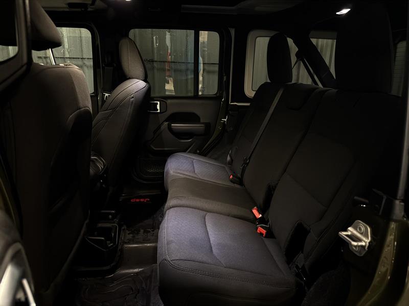 jeep Wrangler 2023 - 11