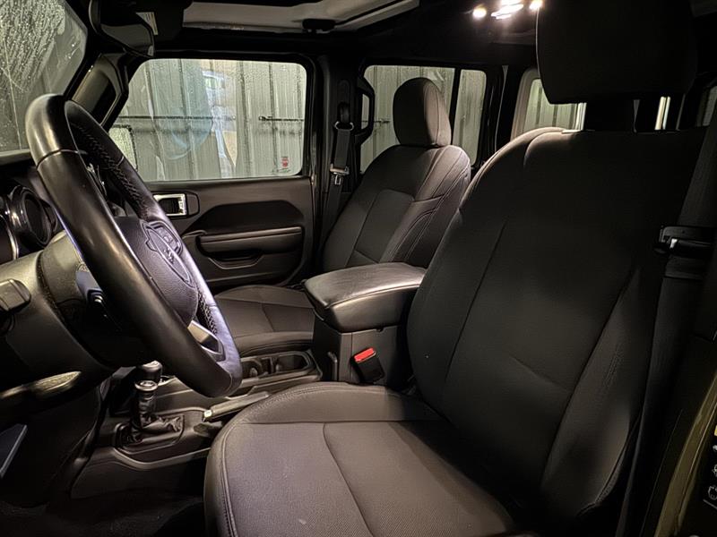 jeep Wrangler 2023 - 13