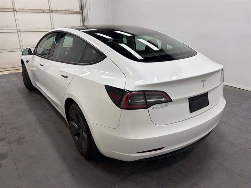 tesla Model 3 2022 - 5