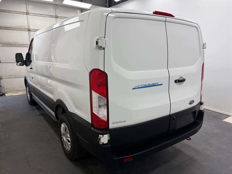 ford E-Transit Cargo Van 2023 - 6