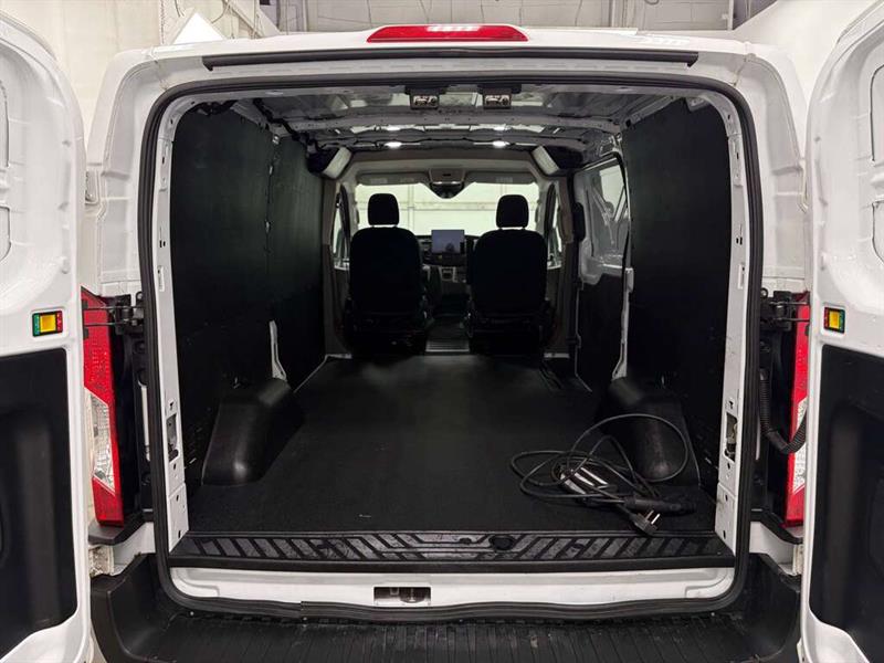 ford E-Transit Cargo Van 2023 - 9