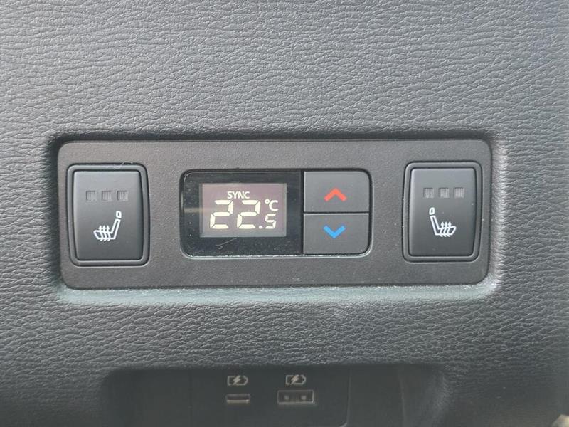 mitsubishi Outlander rechargeable 2023 - 12