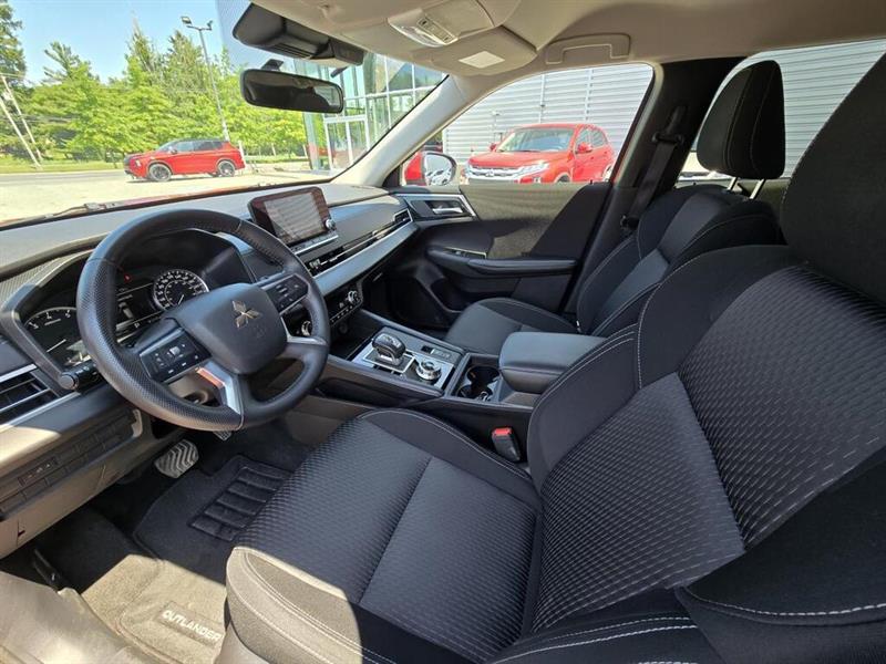 mitsubishi Outlander 2024 - 12