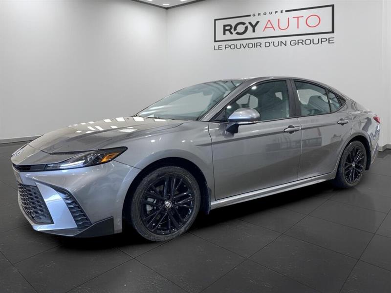 toyota Camry Hybrid 2025