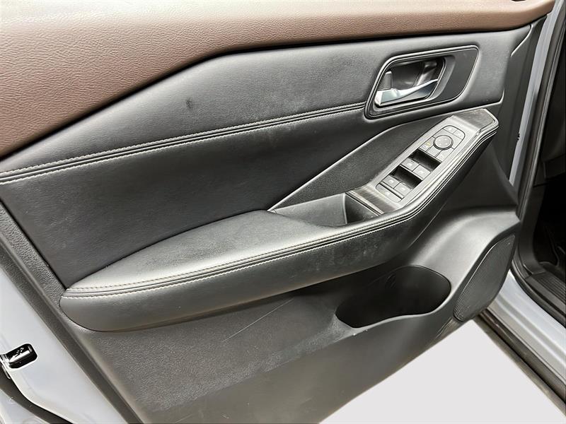 nissan Rogue 2023 - 24