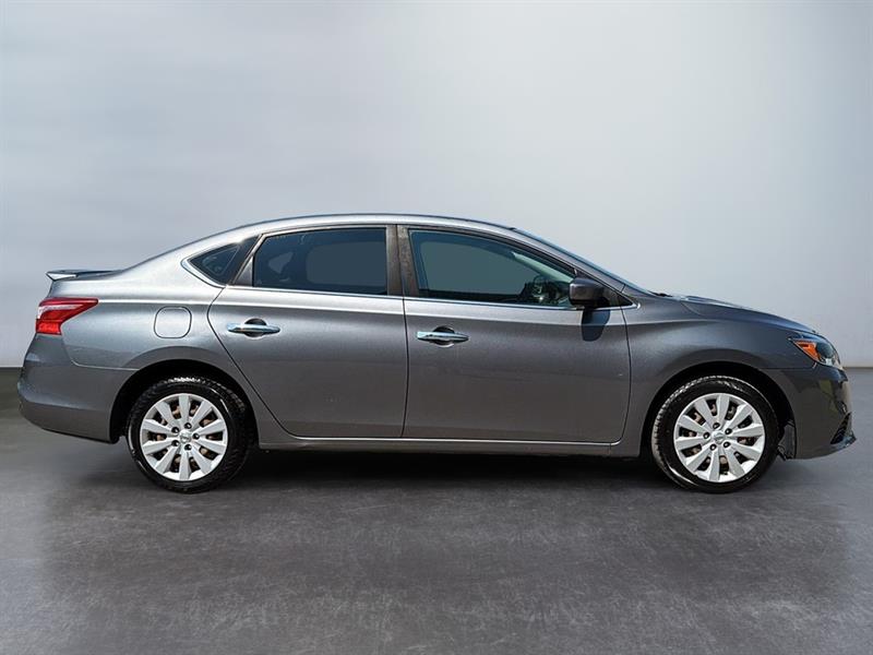 nissan Sentra 2017 - 10