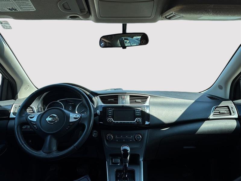 nissan Sentra 2017 - 17